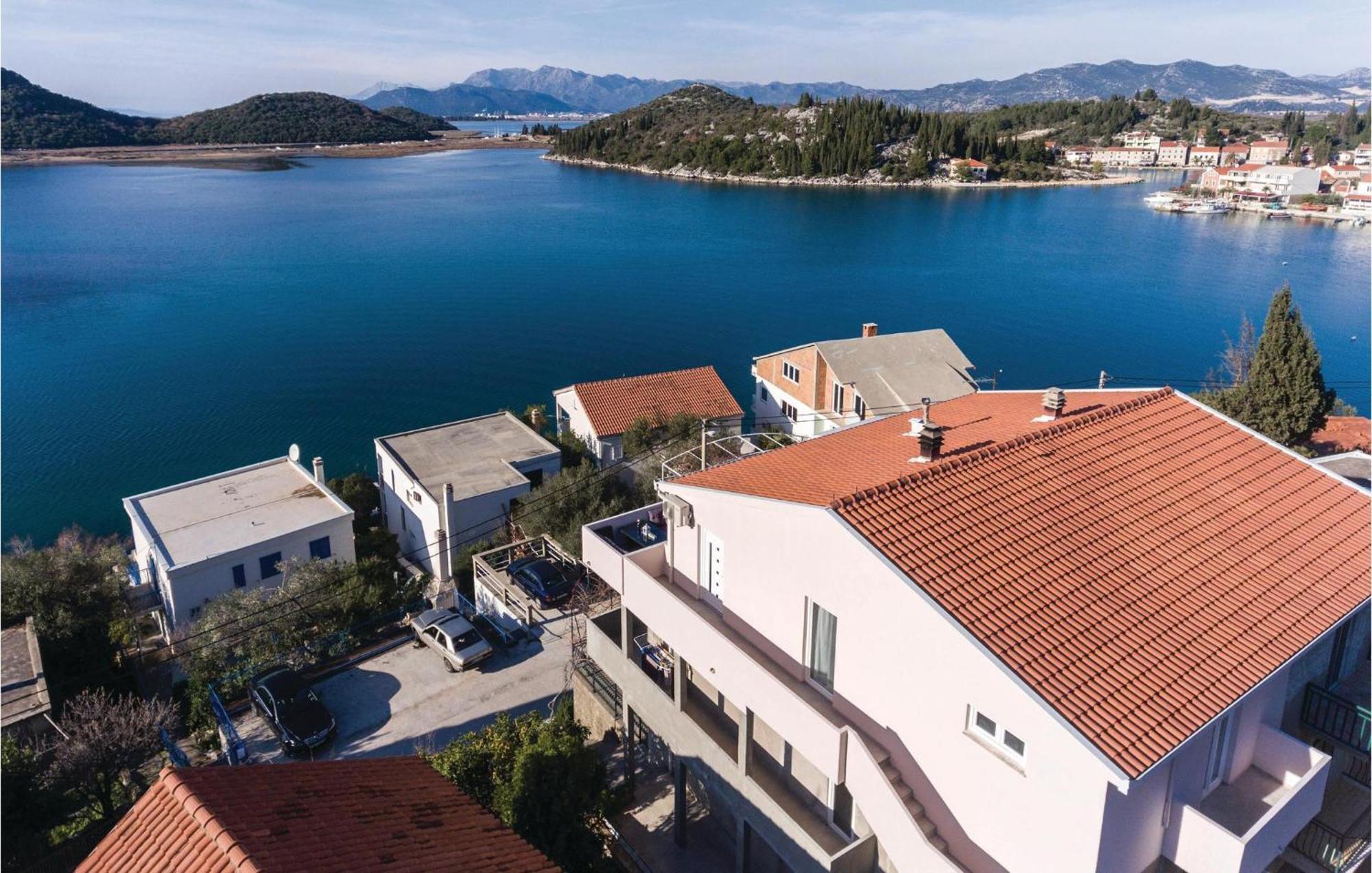Awesome Apartment In Blace With House Sea View Exterior photo